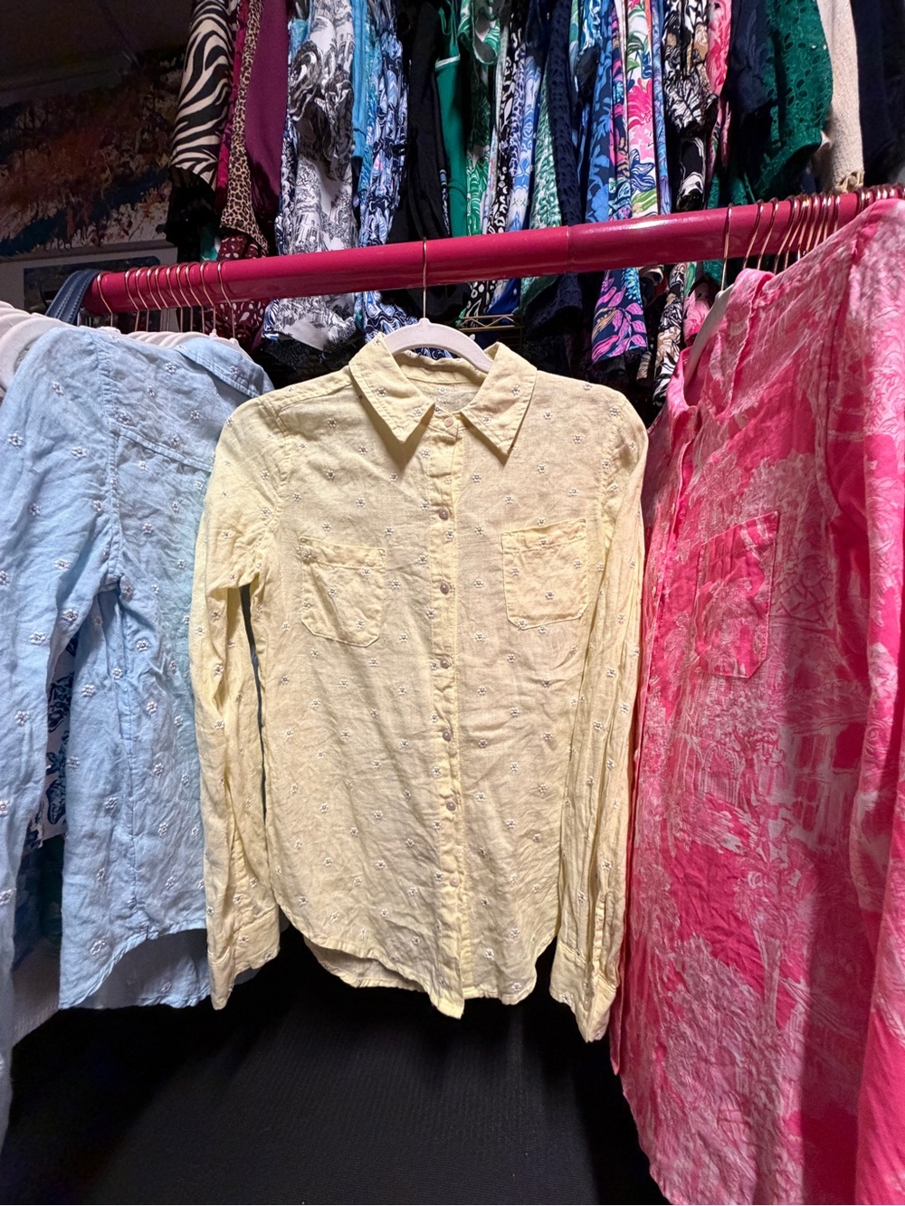 Lilly Pulitzer Finch Yellow Daisy Embroidered Linen Button-Down - XXS